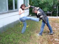 Frauen-Selbstverteidigung